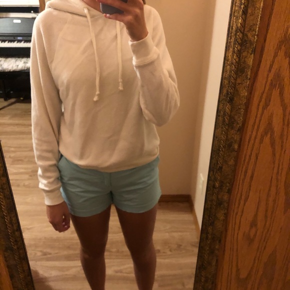 Old navy shorts turquoise blue - Picture 3 of 5